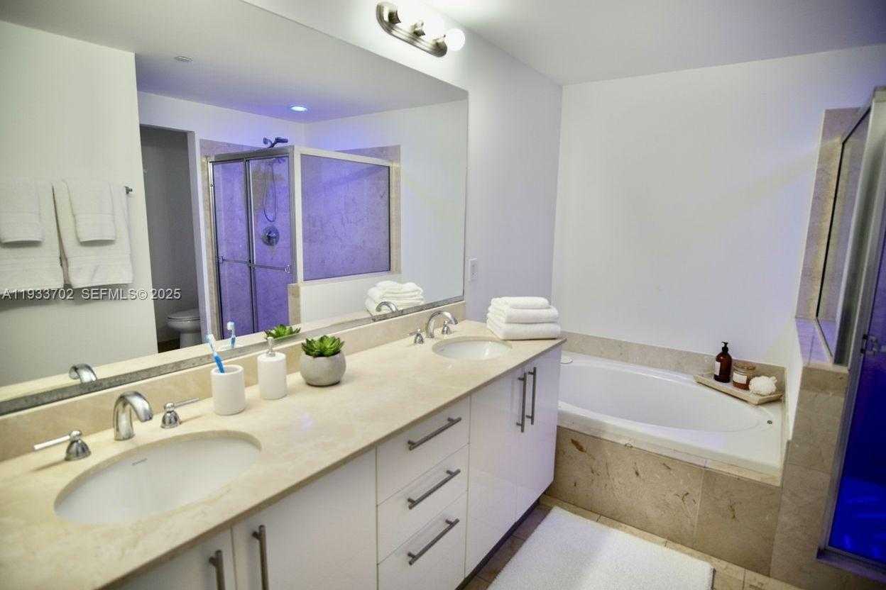 Small Image of 3330 NORTH EAST 190TH ST #1112, Aventura Number 25