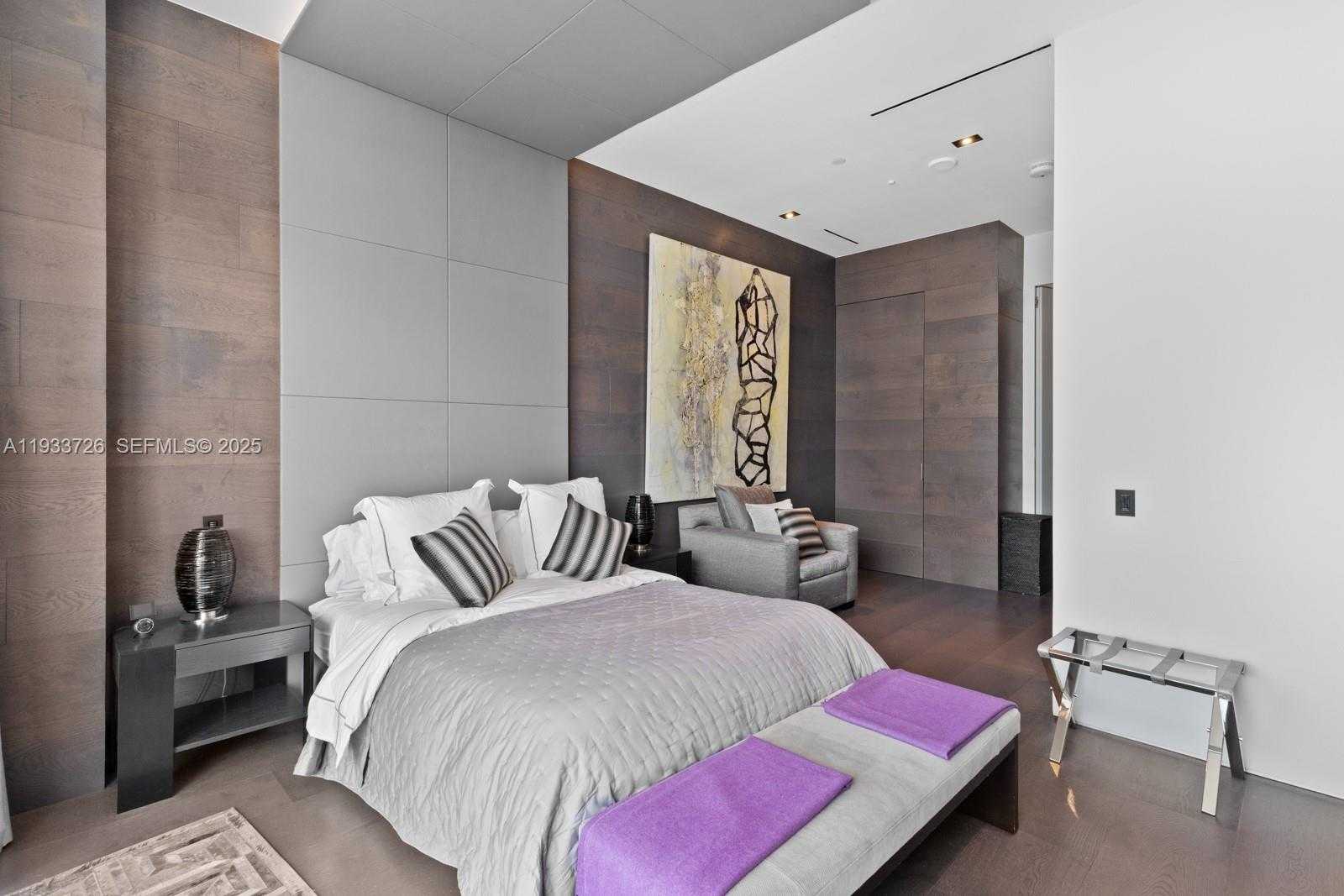 Small Image of 200 BISCAYNE BOULEVARD WAY #PH-5404, Miami Number 40