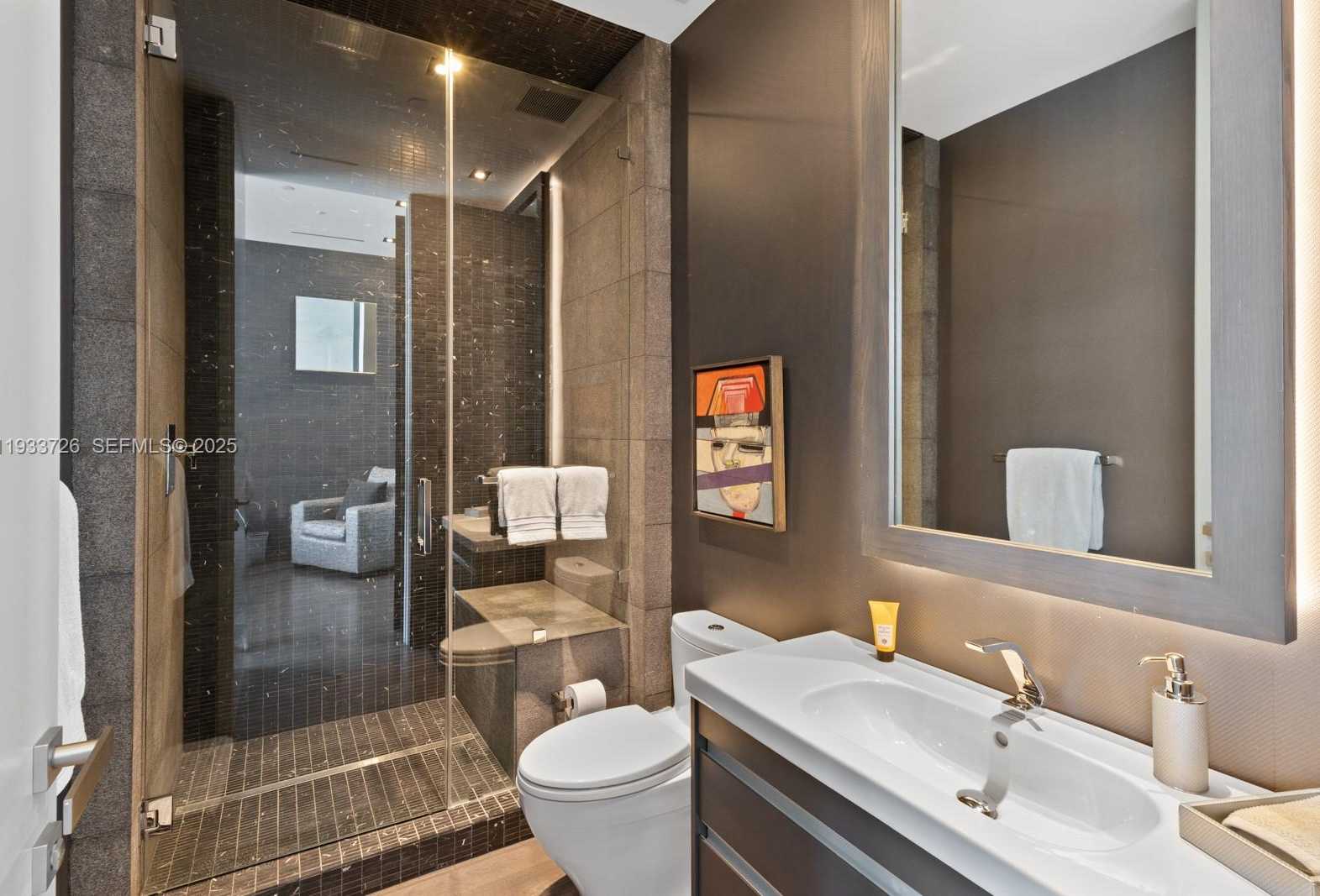 Small Image of 200 BISCAYNE BOULEVARD WAY #PH-5404, Miami Number 42