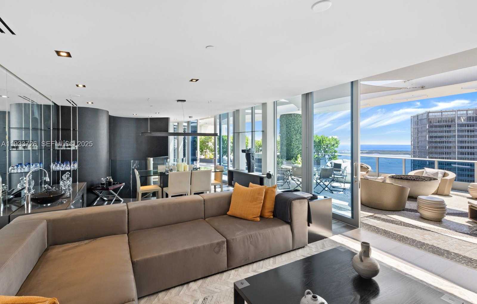 Small Image of 200 BISCAYNE BOULEVARD WAY #PH-5404, Miami Number 49