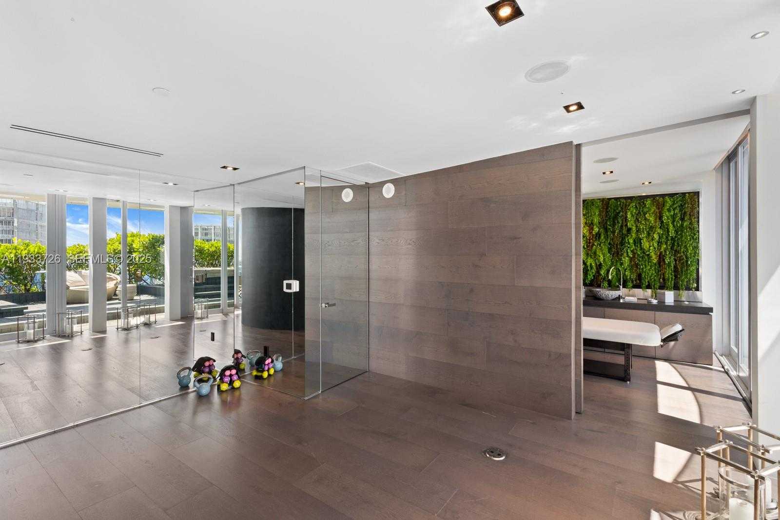 Small Image of 200 BISCAYNE BOULEVARD WAY #PH-5404, Miami Number 52