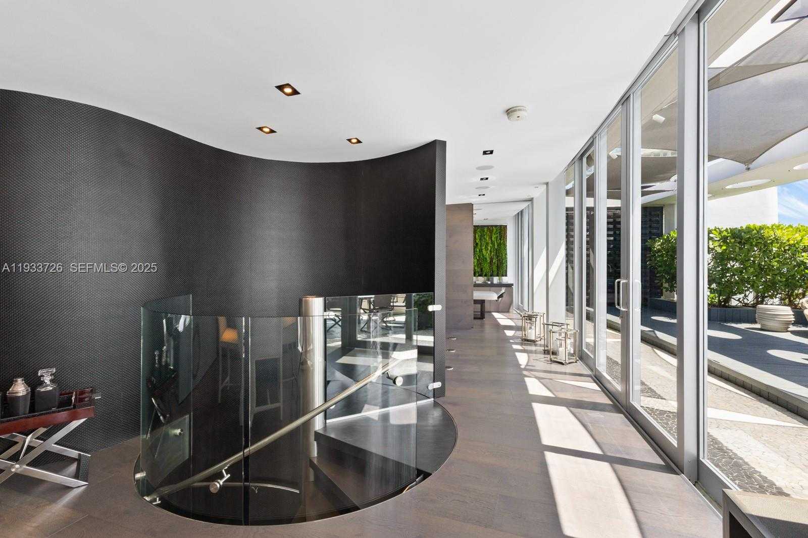 Small Image of 200 BISCAYNE BOULEVARD WAY #PH-5404, Miami Number 57