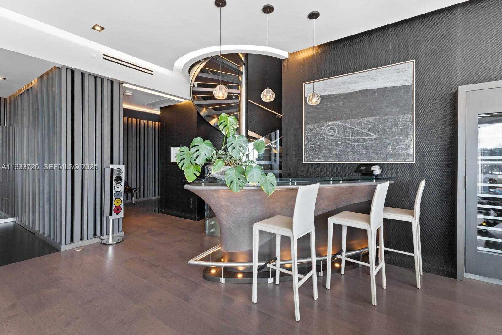 Small Image of 200 BISCAYNE BOULEVARD WAY #PH-5404, Miami Number 6