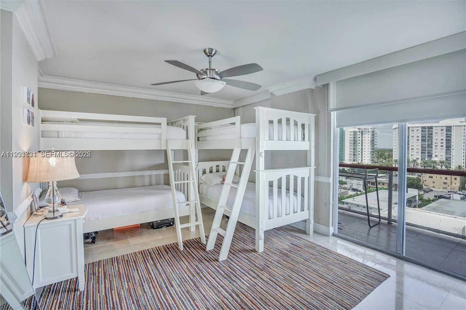 Small Image of 6767 COLLINS #901, Miami Beach Number 9