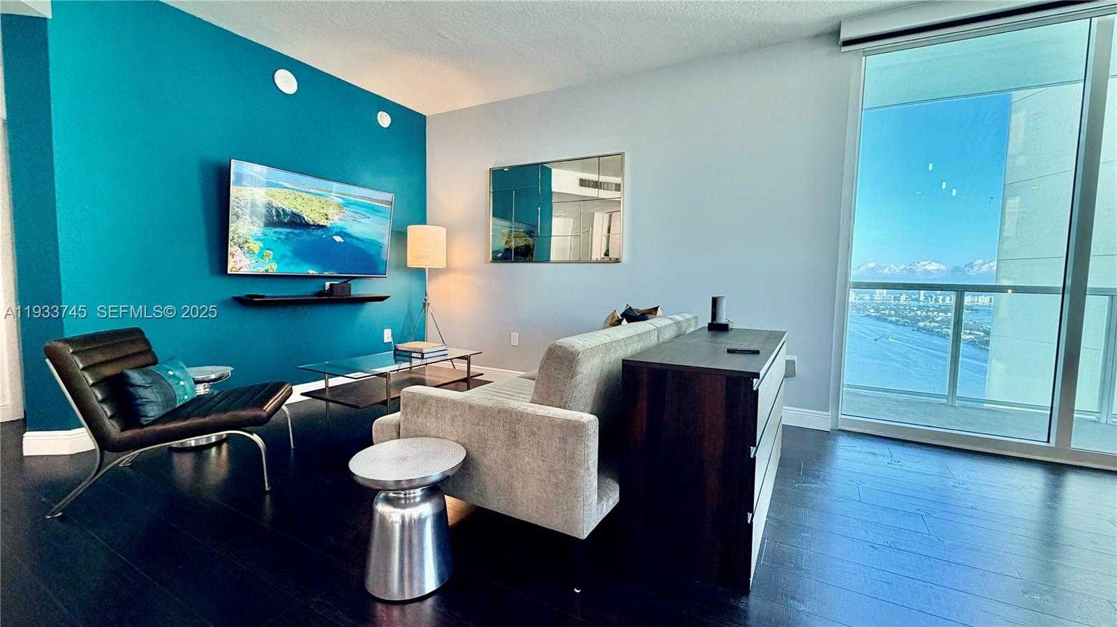 Small Image of 1900 NORTH BAYSHORE DR #3705, Miami Number 18