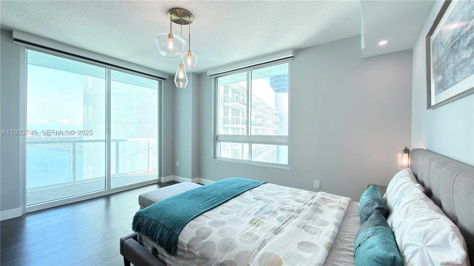 Small Image of 1900 NORTH BAYSHORE DR #3705, Miami Number 22