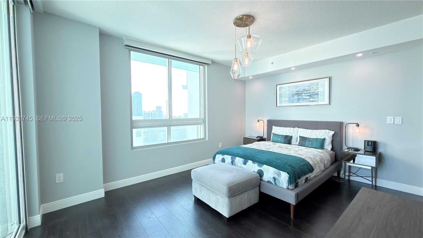 Small Image of 1900 NORTH BAYSHORE DR #3705, Miami Number 25