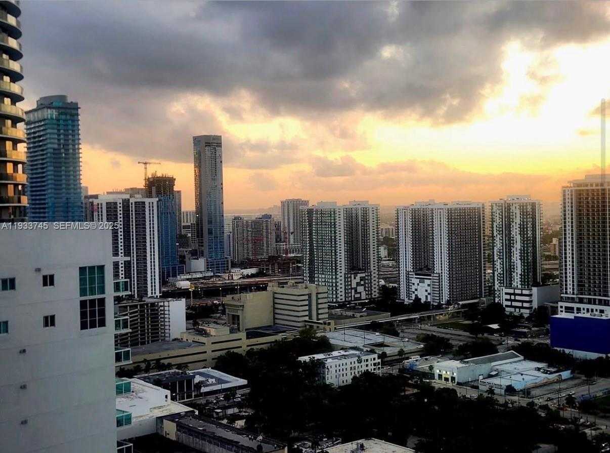 Small Image of 1900 NORTH BAYSHORE DR #3705, Miami Number 28