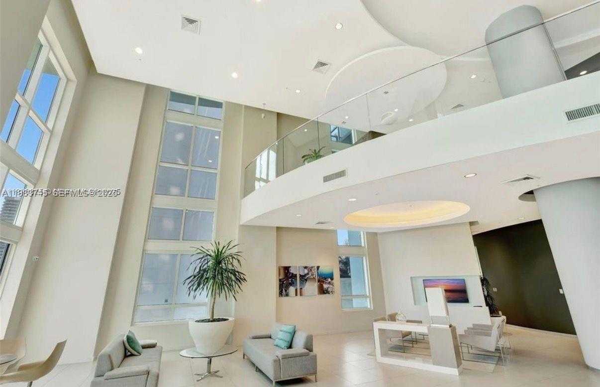 Small Image of 1900 NORTH BAYSHORE DR #3705, Miami Number 6