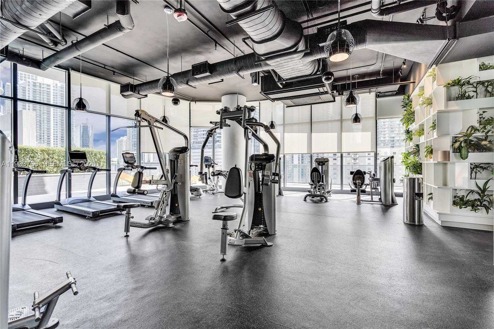 Small Image of 45 SOUTH WEST 9TH ST #4306, Miami Number 9