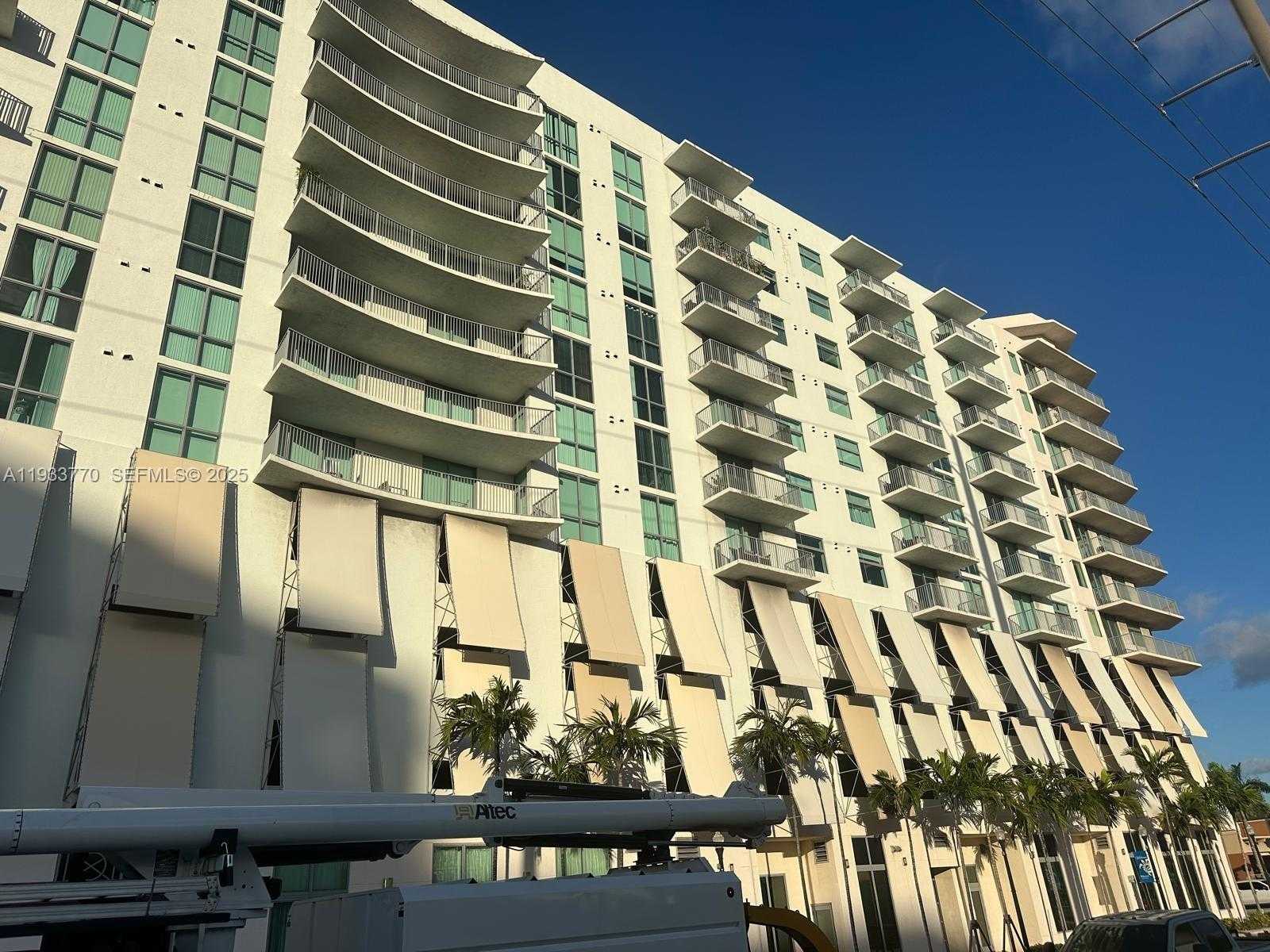 Small Image of 140 SOUTH DIXIE HWY #631, Hollywood Number 1