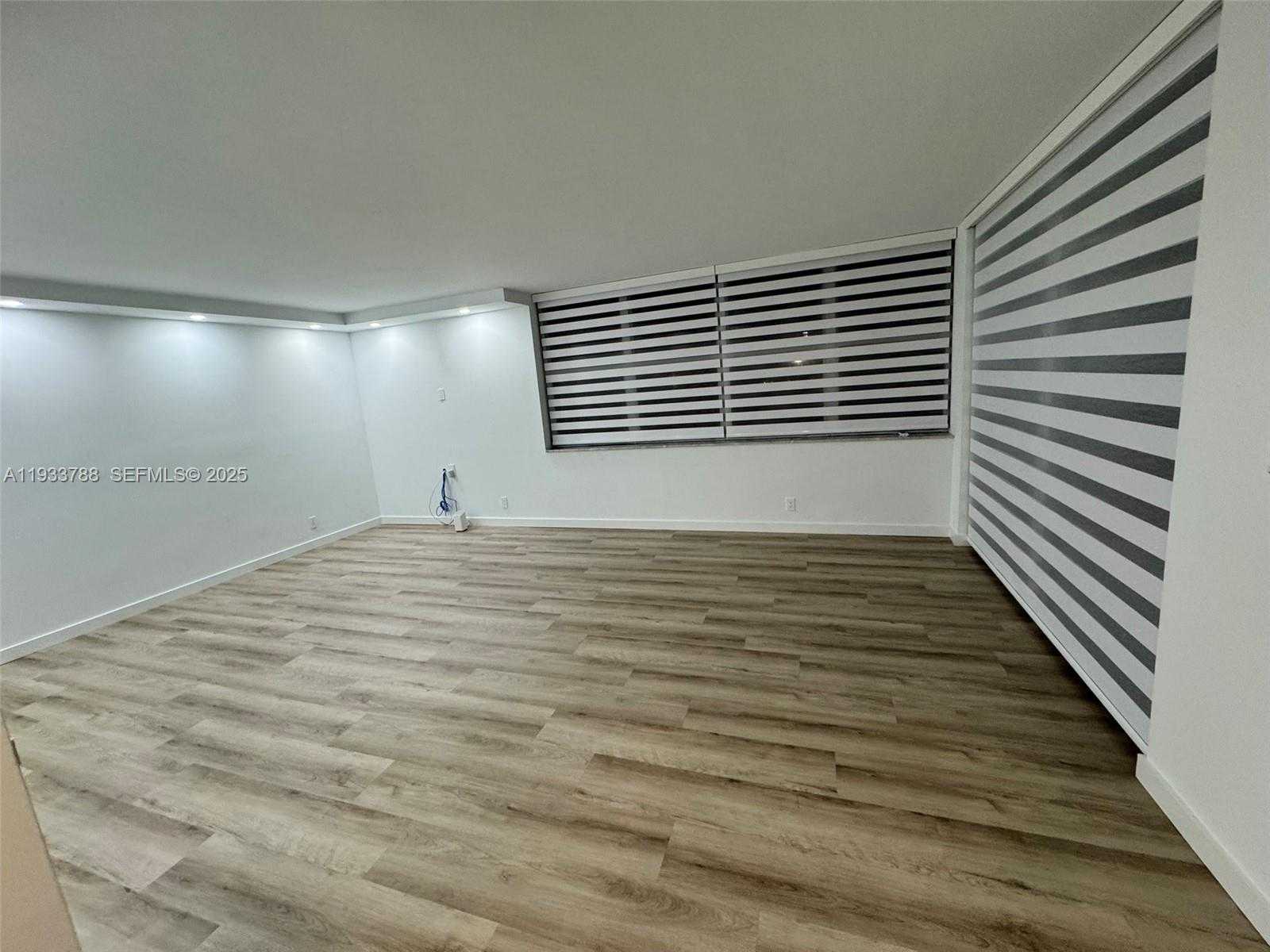 Small Image of 20441 NORTH EAST 30TH AVE #214-9, Aventura Number 10