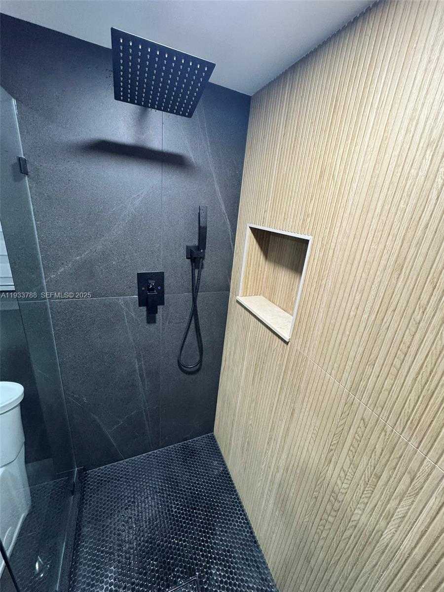 Small Image of 20441 NORTH EAST 30TH AVE #214-9, Aventura Number 20