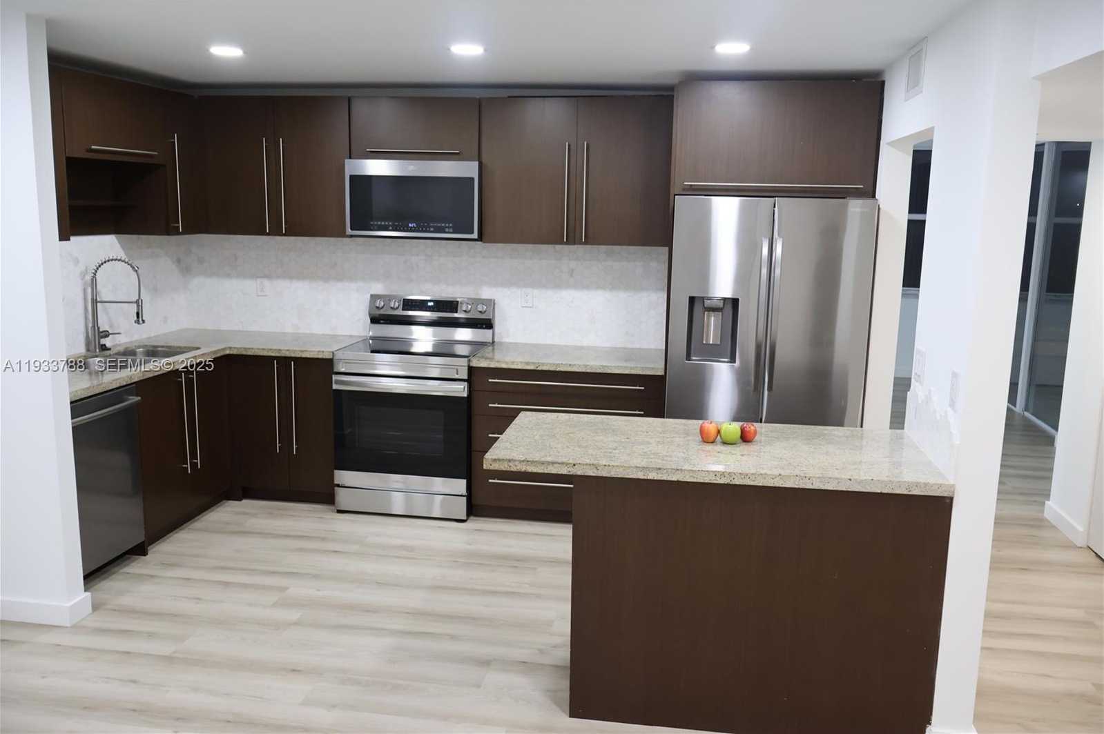 Small Image of 20441 NORTH EAST 30TH AVE #214-9, Aventura Number 5