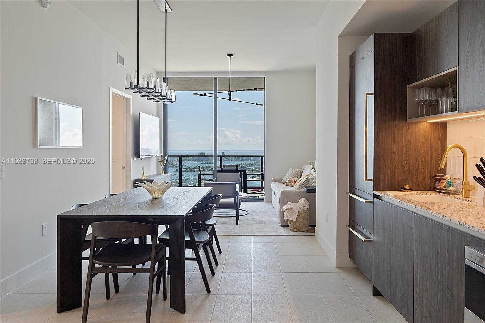 Small Image of 159 NORTH EAST 6TH ST #5015, Miami Number 3