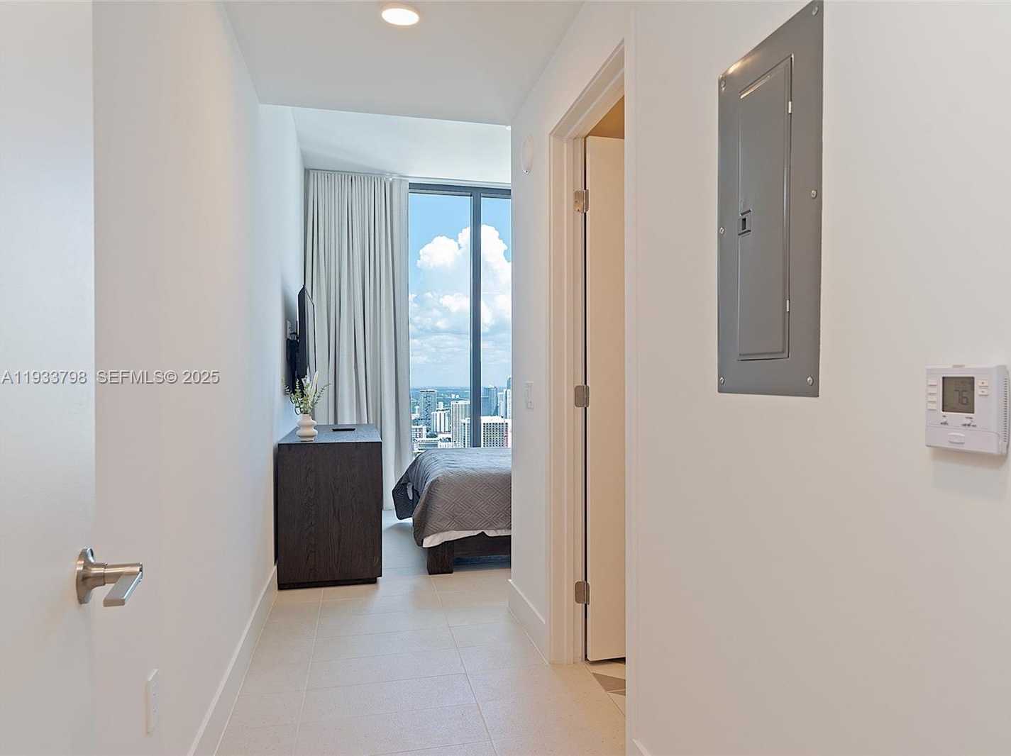 Small Image of 159 NORTH EAST 6TH ST #5015, Miami Number 31