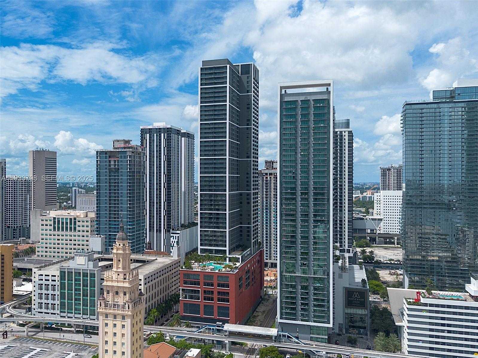 Small Image of 159 NORTH EAST 6TH ST #5015, Miami Number 56