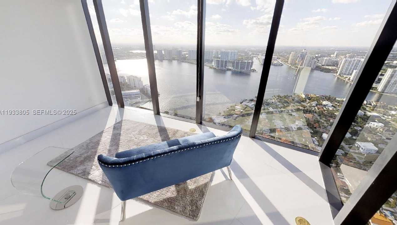 Small Image of 18555 COLLINS AVE #4604, Miami Beach Number 28