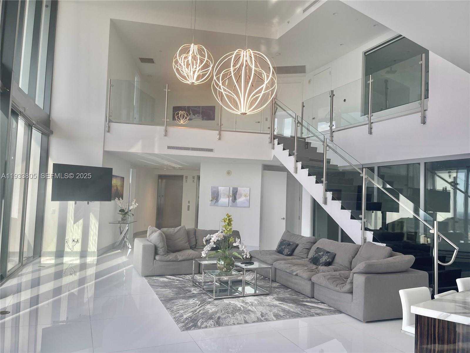 Small Image of 18555 COLLINS AVE #4604, Miami Beach Number 40