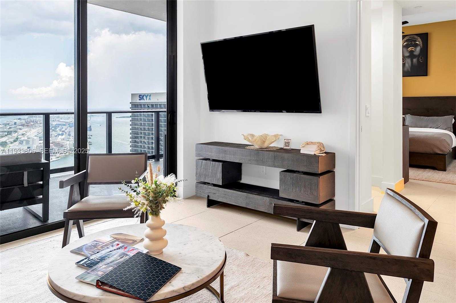 Small Image of 159 NORTH EAST 6TH ST #5016, Miami Number 18