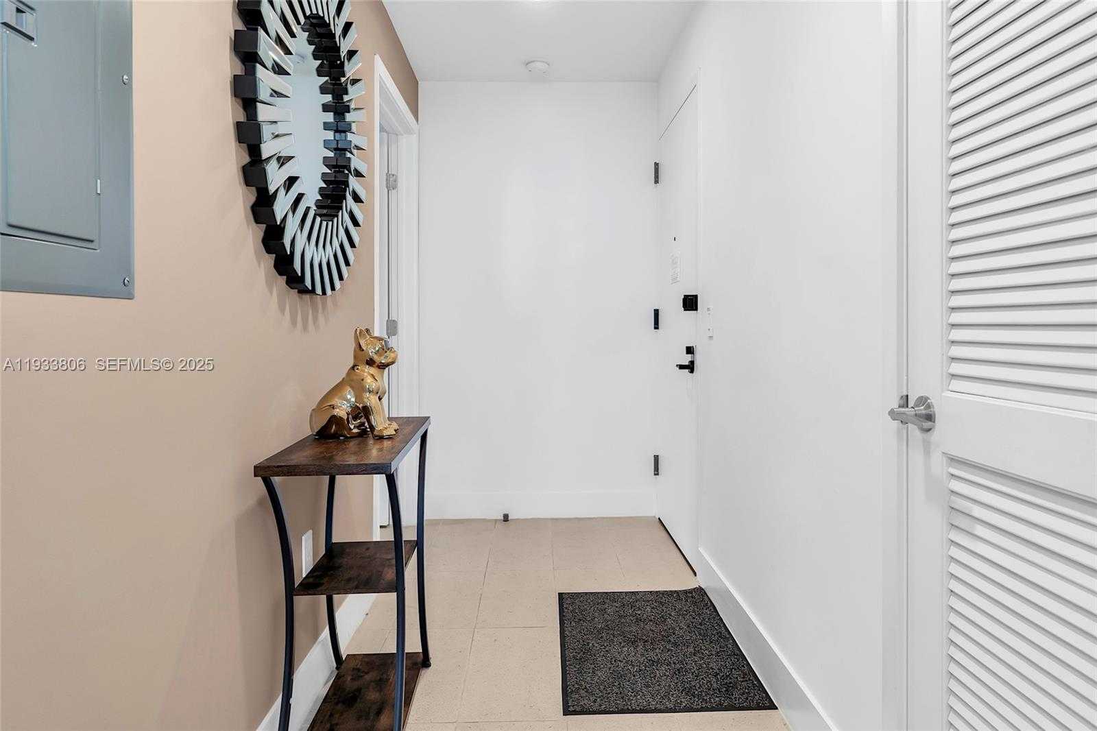 Small Image of 159 NORTH EAST 6TH ST #5016, Miami Number 3