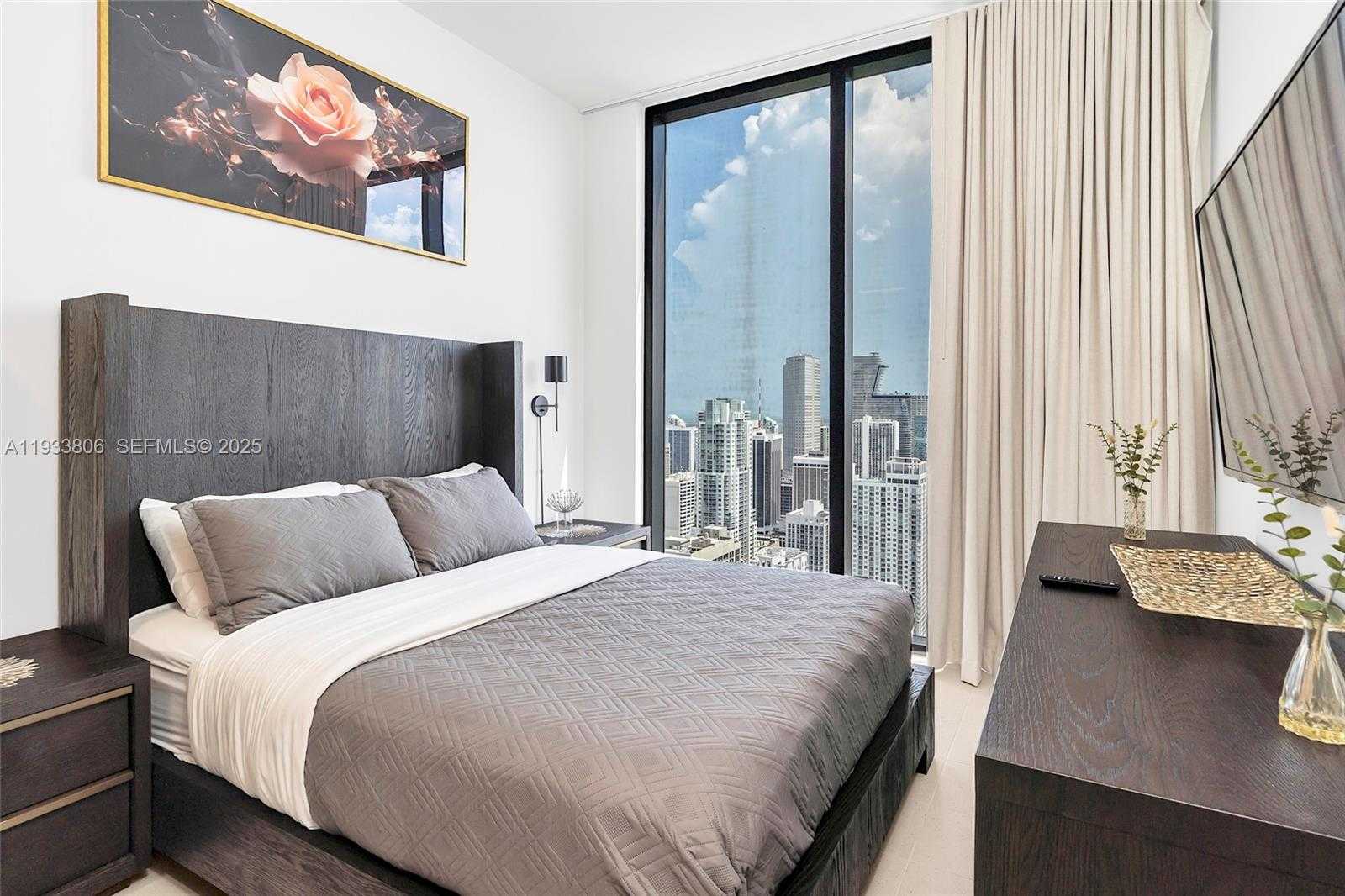 Small Image of 159 NORTH EAST 6TH ST #5016, Miami Number 37