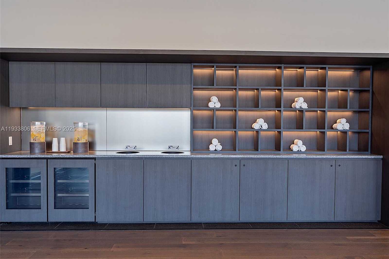 Small Image of 159 NORTH EAST 6TH ST #5016, Miami Number 54