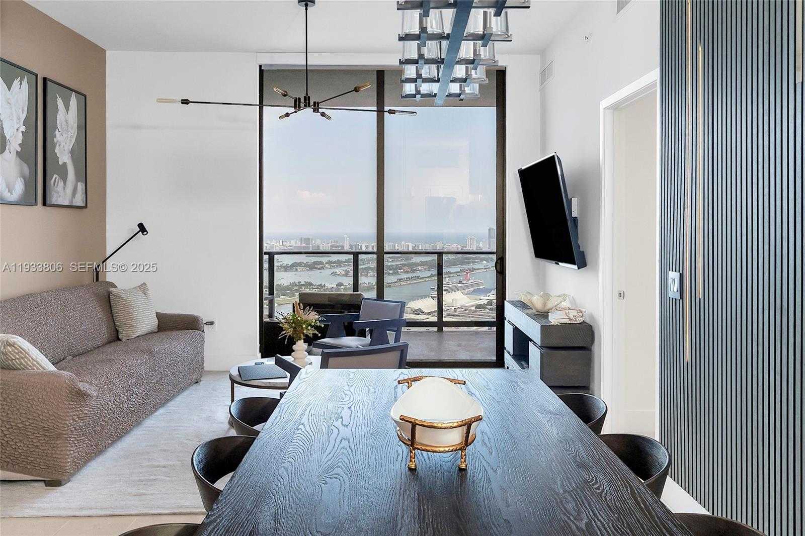 Small Image of 159 NORTH EAST 6TH ST #5016, Miami Number 7