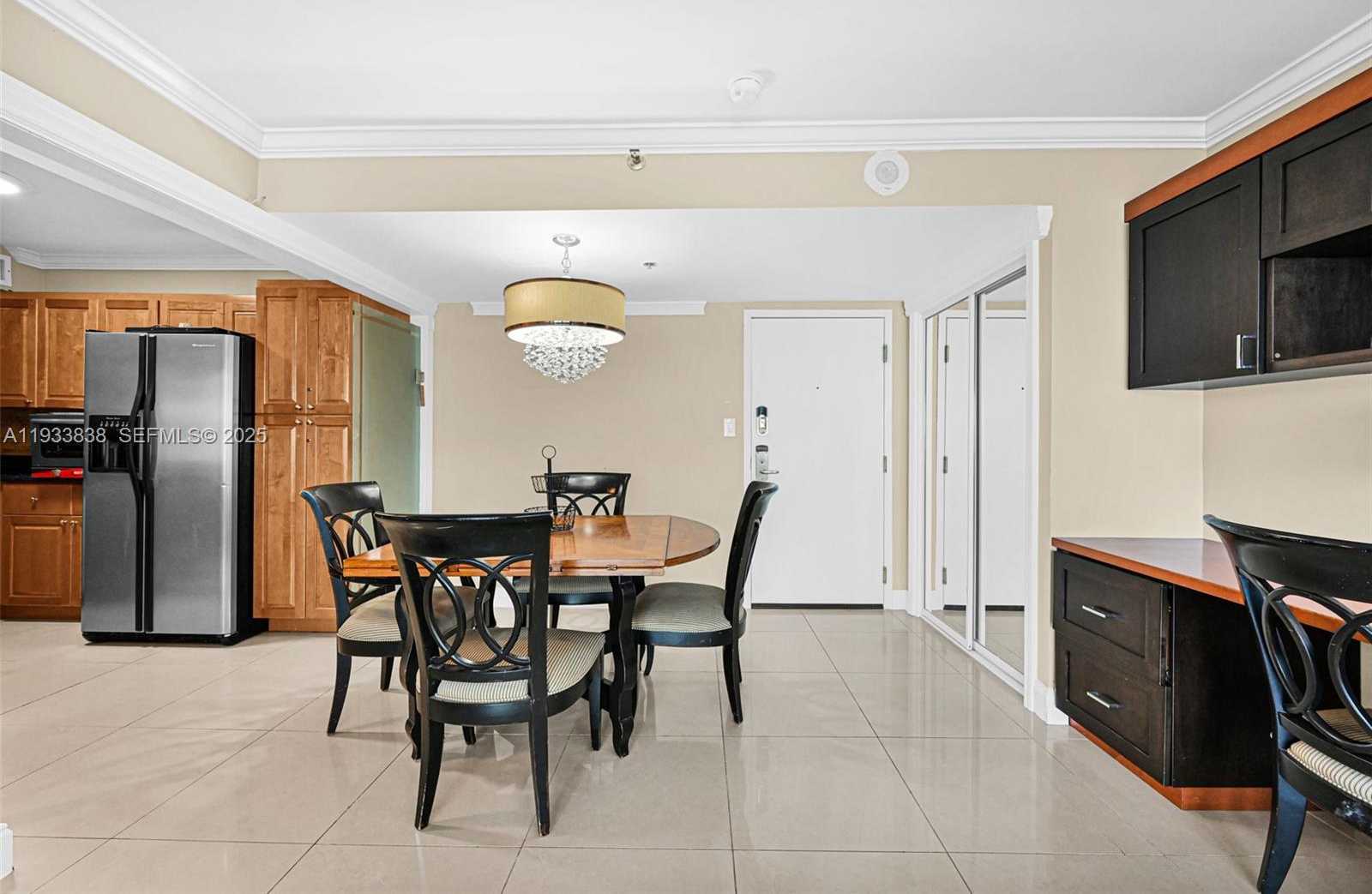 Small Image of 5225 COLLINS AVE #706, Miami Beach Number 13