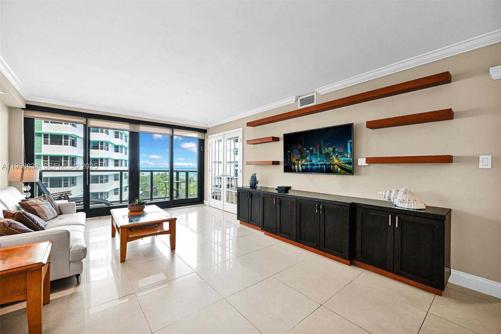 Small Image of 5225 COLLINS AVE #706, Miami Beach Number 14
