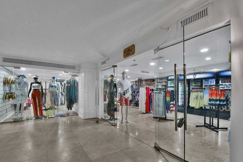 Small Image of 5225 COLLINS AVE #706, Miami Beach Number 17