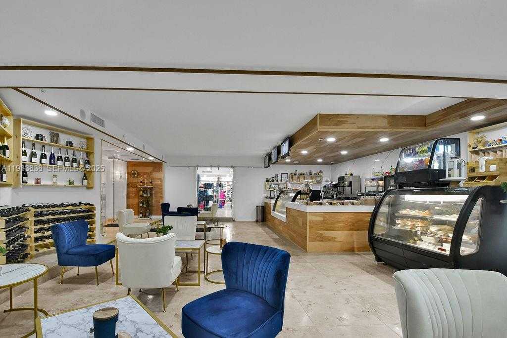 Small Image of 5225 COLLINS AVE #706, Miami Beach Number 18