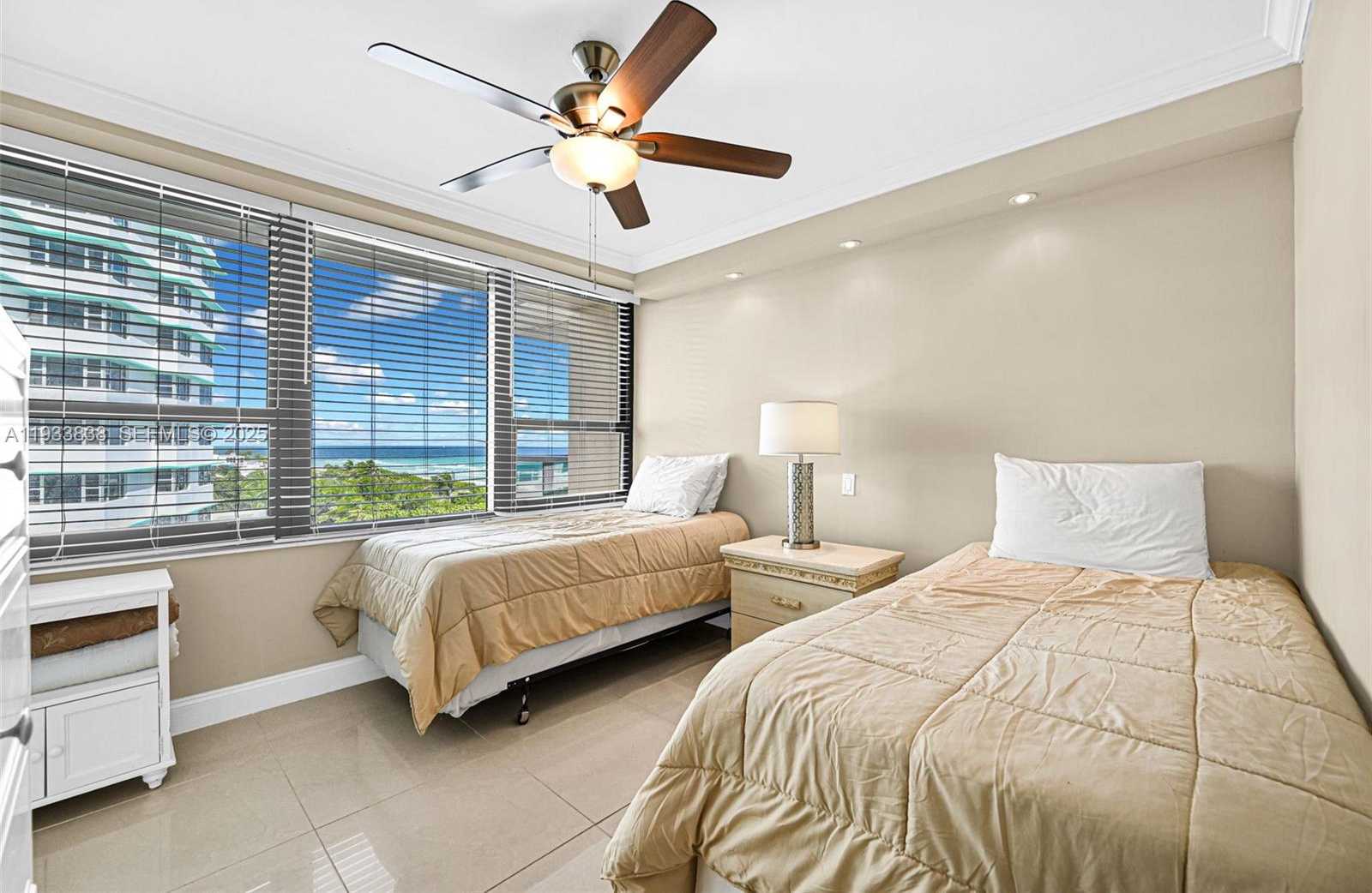 Small Image of 5225 COLLINS AVE #706, Miami Beach Number 7