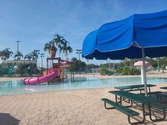 Small Image of 13012 NORTH WEST 8TH ST, Pembroke Pines Number 2