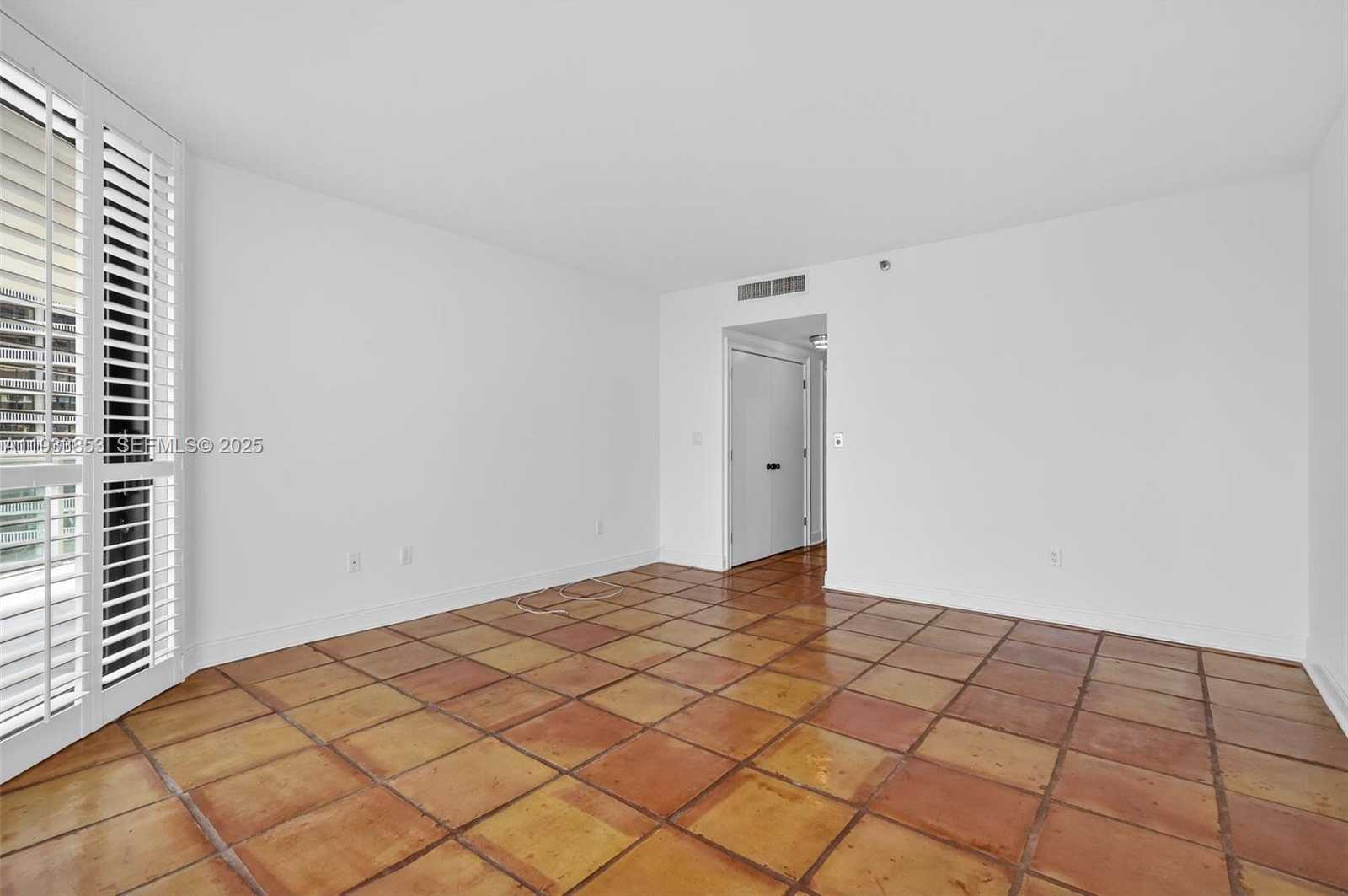 Small Image of 4000 ISLAND BLVD #1507, Aventura Number 18