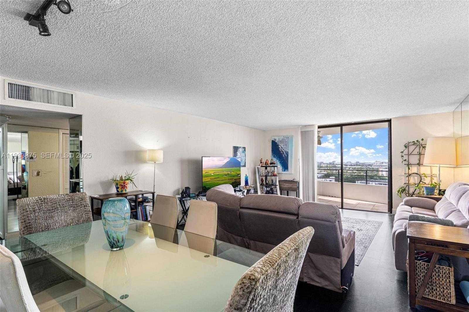 Small Image of 500 THREE ISLANDS BLVD #1112, Hallandale Beach Number 1