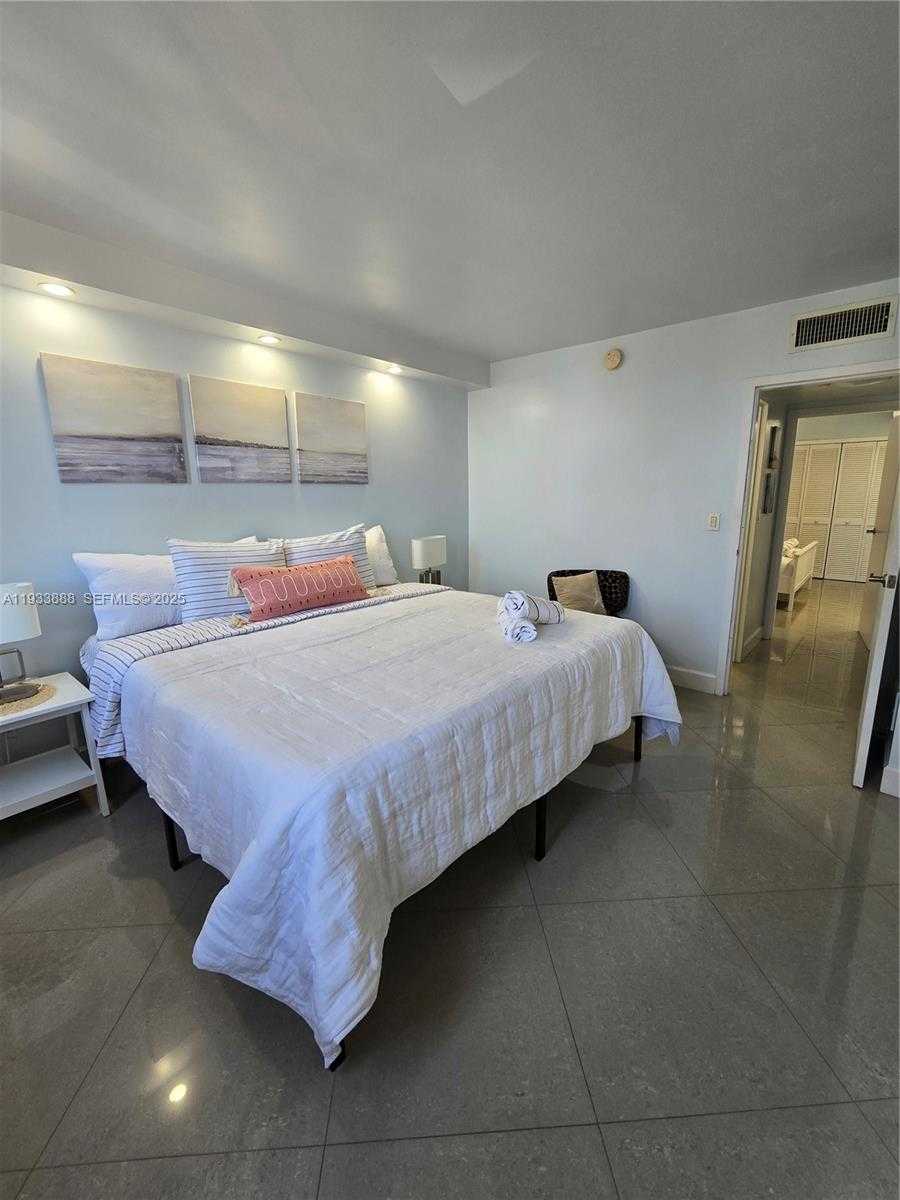 Small Image of 88500 OVERSEAS HWY #301, Tavernier Number 10