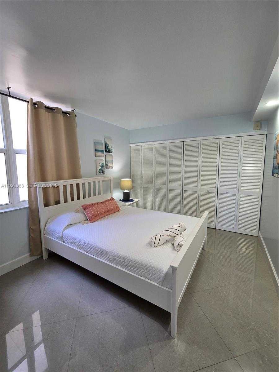 Small Image of 88500 OVERSEAS HWY #301, Tavernier Number 12