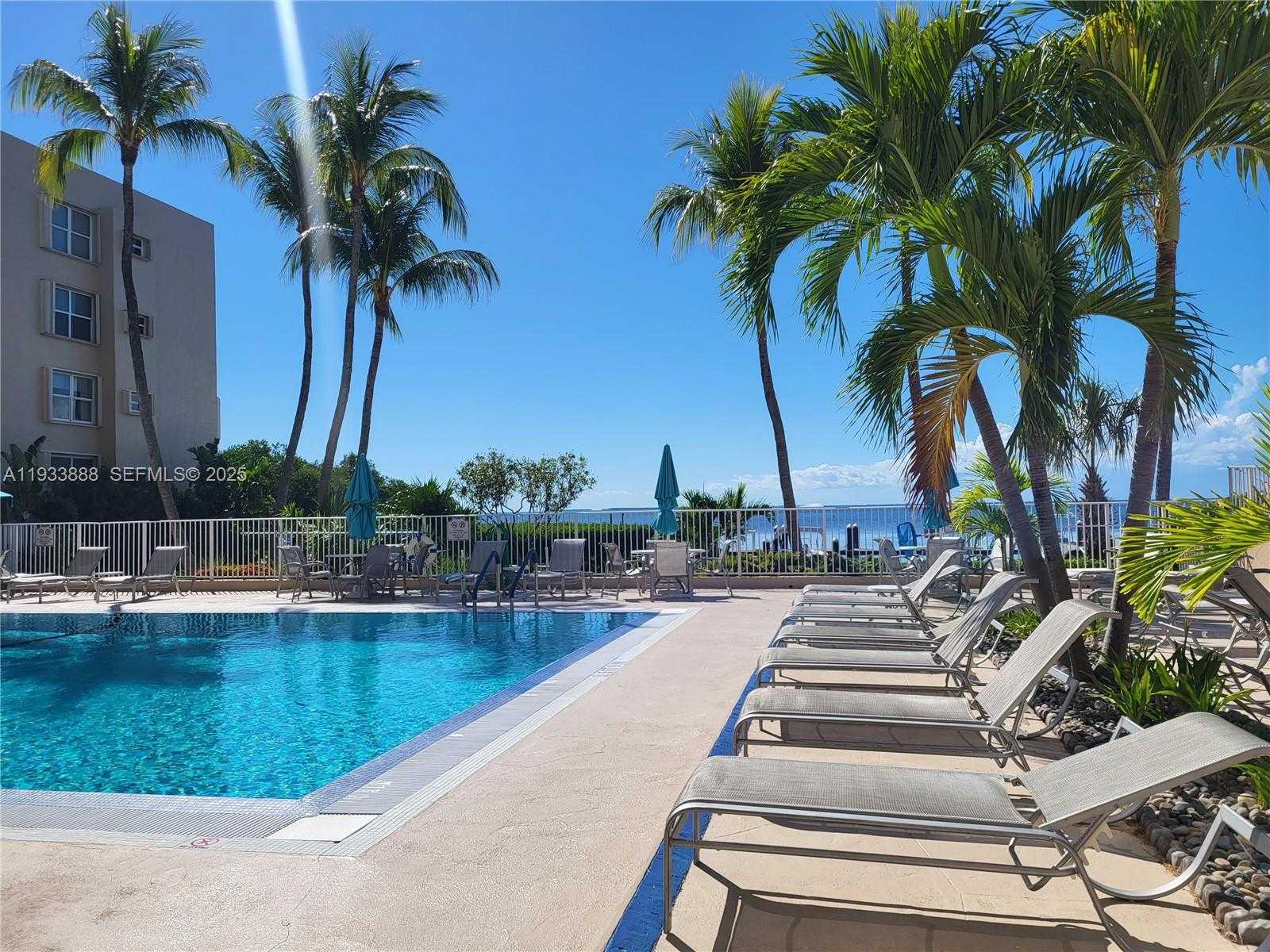 Small Image of 88500 OVERSEAS HWY #301, Tavernier Number 22