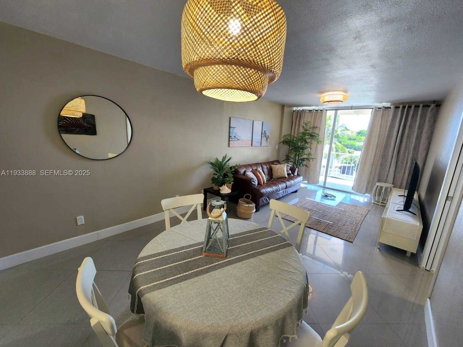 Small Image of 88500 OVERSEAS HWY #301, Tavernier Number 7