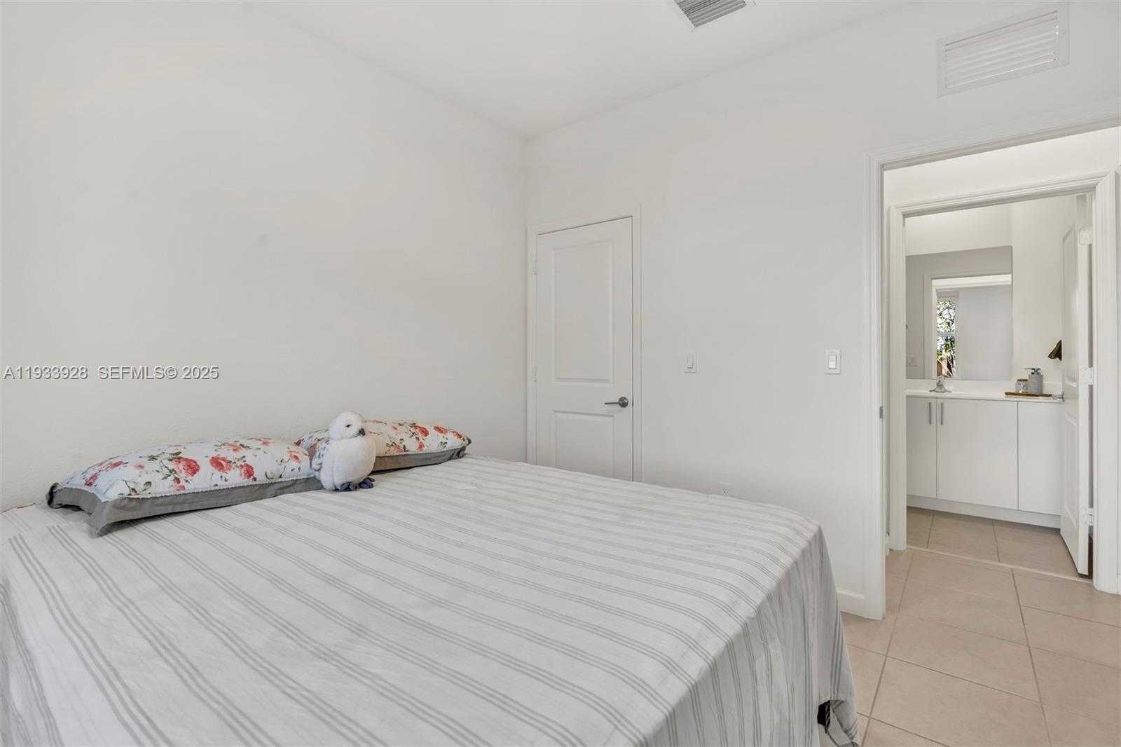 Small Image of 11851 NORTH WEST 46TH ST, Coral Springs Number 11