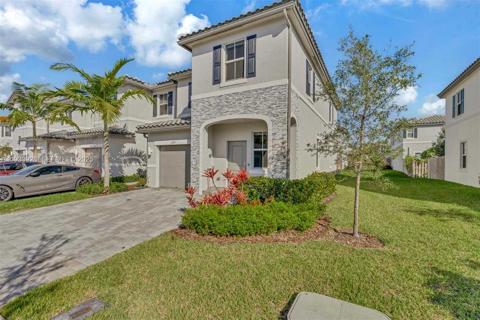 Small Image of 11851 NORTH WEST 46TH ST, Coral Springs Number 47