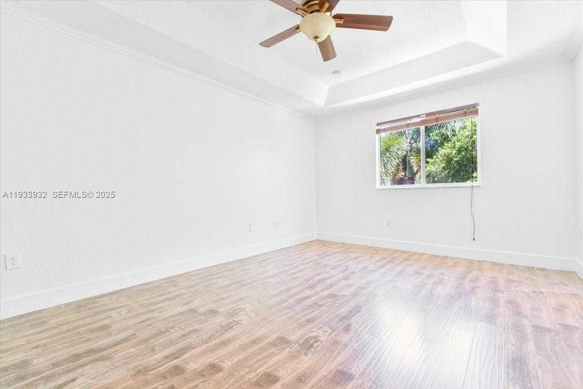 Small Image of 21007 NORTH WEST 14 PL #351, Miami Gardens Number 20