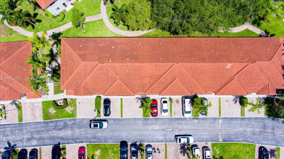 Small Image of 21007 NORTH WEST 14 PL #351, Miami Gardens Number 6