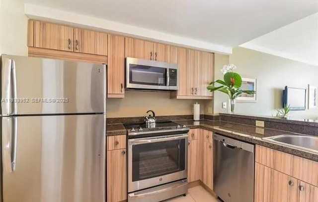 Small Image of 2889 MCFARLANE RD #1906, Miami Number 6