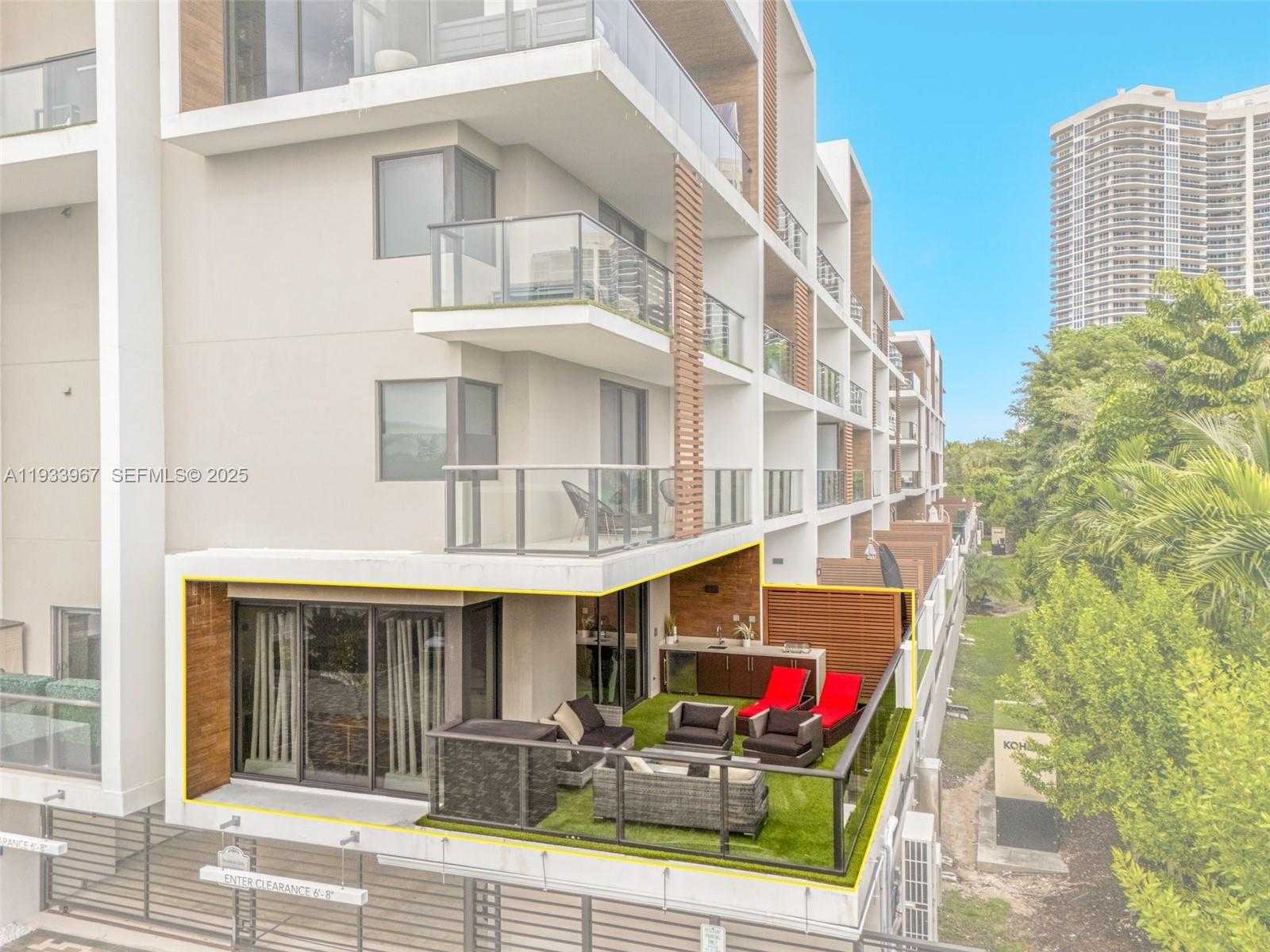 Small Image of 3030 NORTH OCEAN BLVD #S101, Fort Lauderdale Number 4