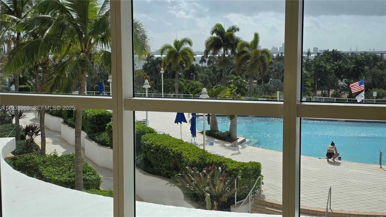 Small Image of 7900 HARBOR ISLAND DR #703, North Bay Village Number 14