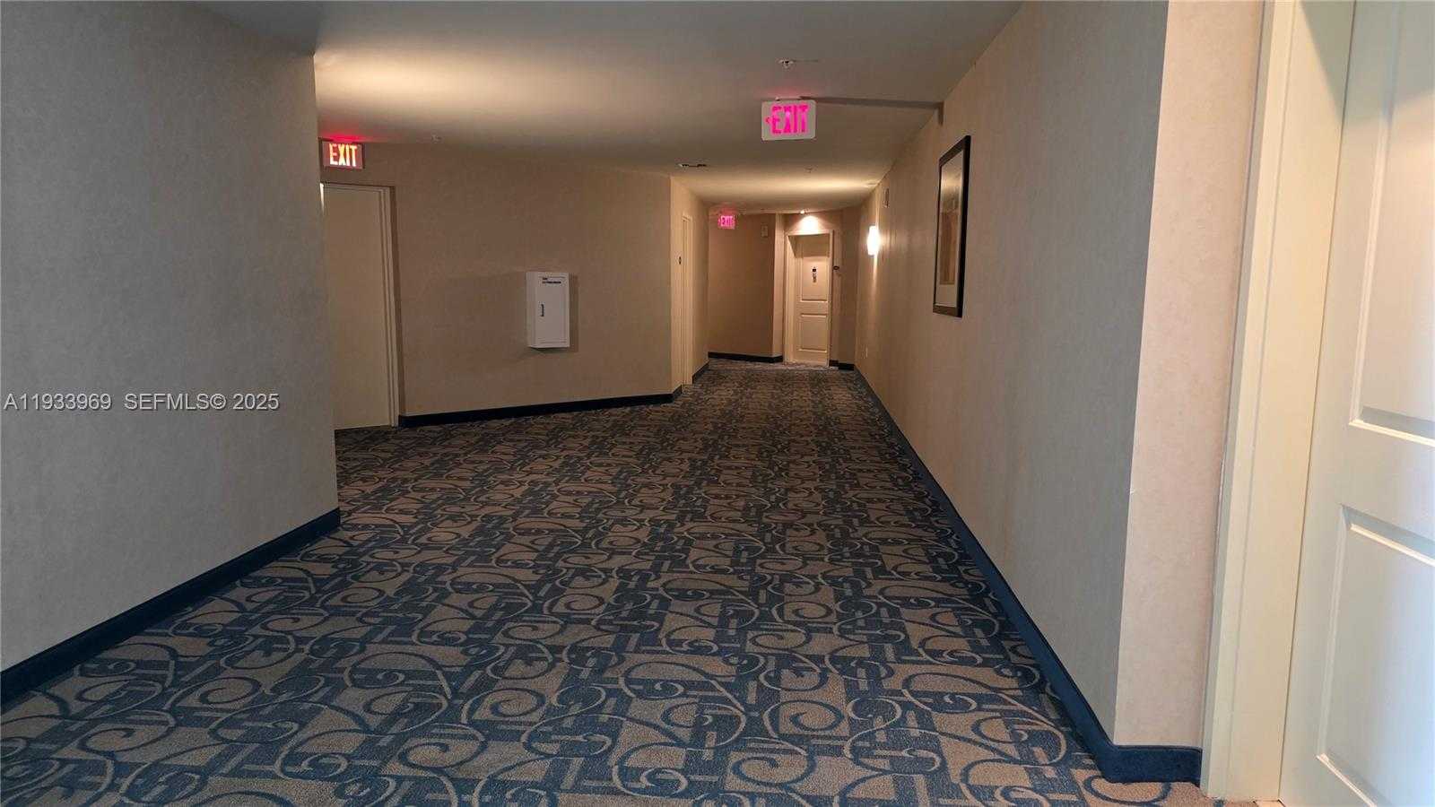 Small Image of 7900 HARBOR ISLAND DR #703, North Bay Village Number 26