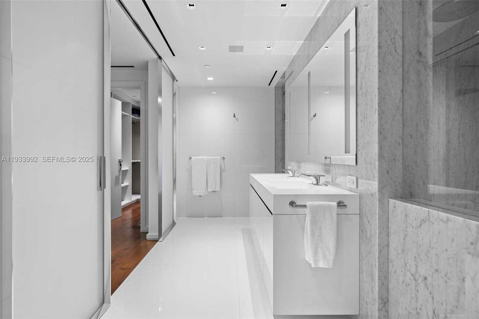 Small Image of 9999 COLLINS AVE #12E, Bal Harbour Number 20