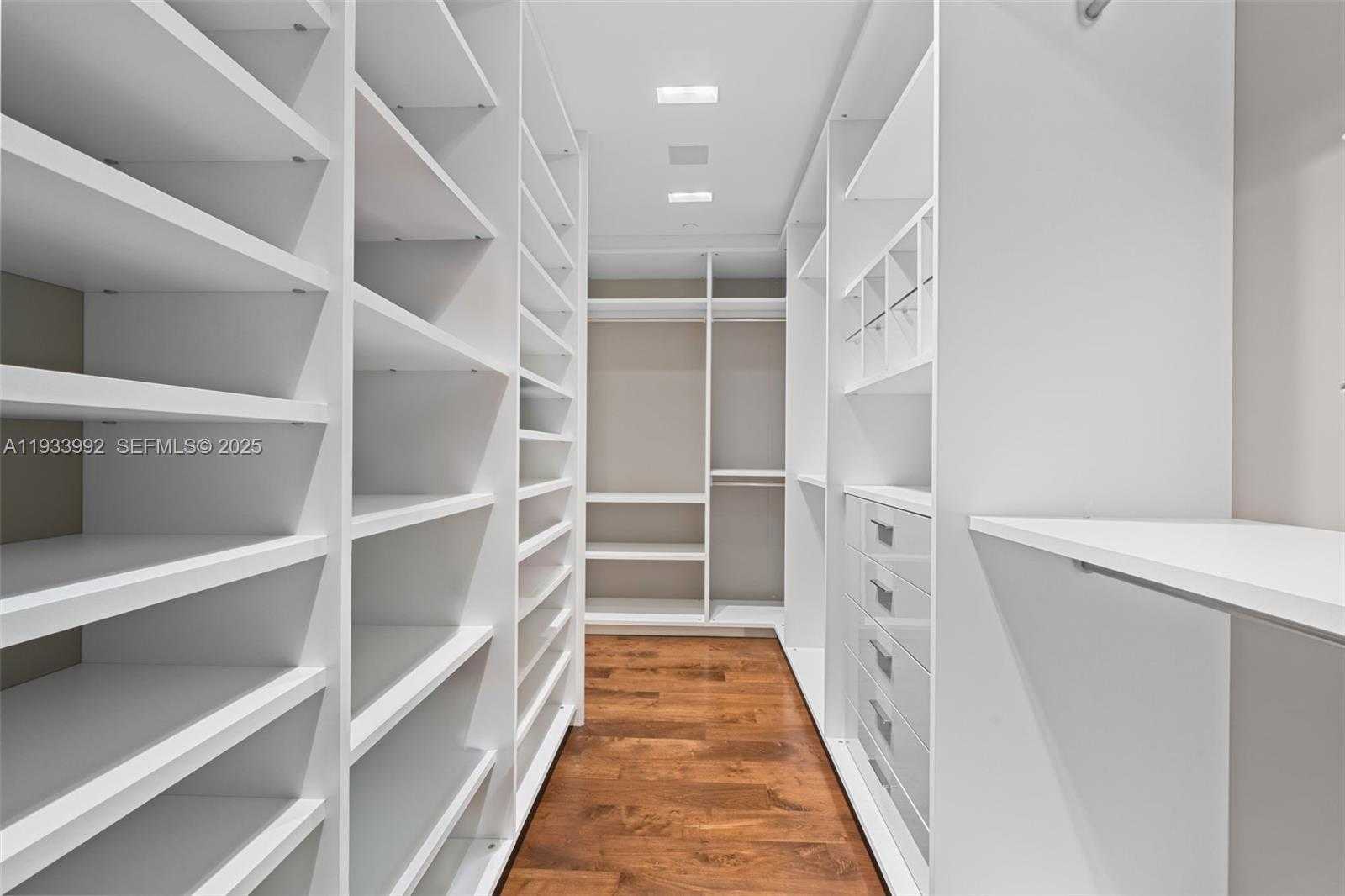 Small Image of 9999 COLLINS AVE #12E, Bal Harbour Number 26